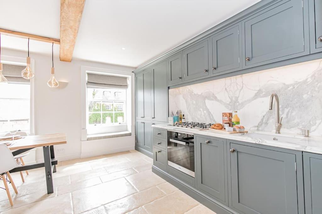 Oxfordshire Living - The Vanbrugh Apartment - Вудсток Екстер'єр фото